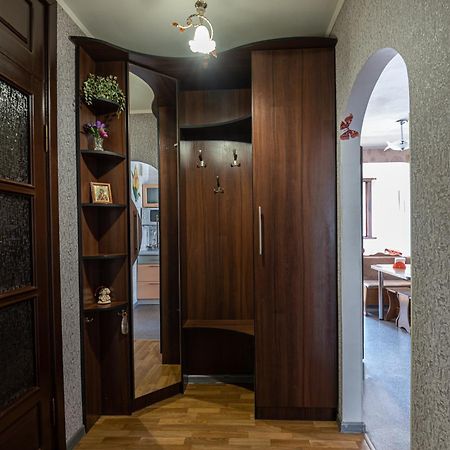 Квартира в самому центрі міста, біля Mcdonalds Черкаси Екстер'єр фото